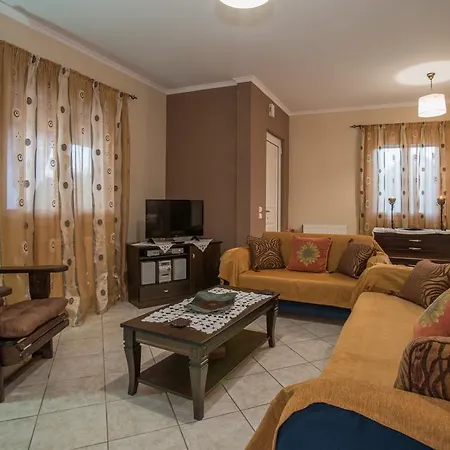 וילה Lina Pandokrátor